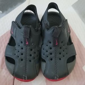 Nike shoes for toddler boy